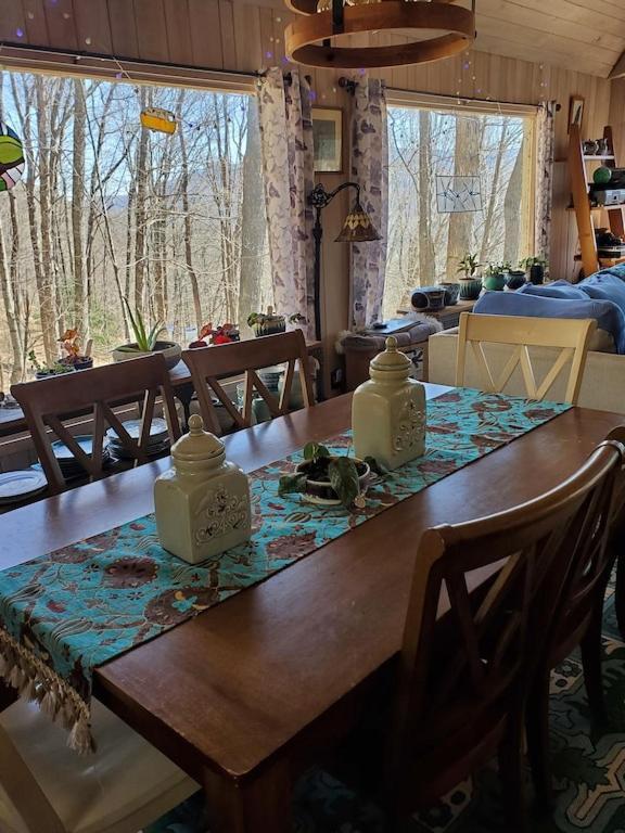 Vila Treehouse Cathedral In Blue Ridge Mountains, Nc Burnsville Exteriér fotografie